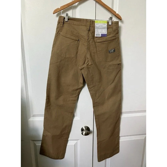 NWT Eddie  Bauer Relaxed Fit Utility Cargo Pants 30x32 - Picture 5 of 8